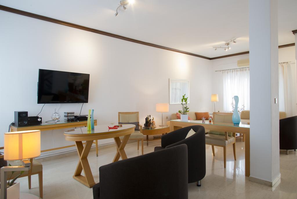 Knossos By Heloni Apartments Heraklion  Luaran gambar