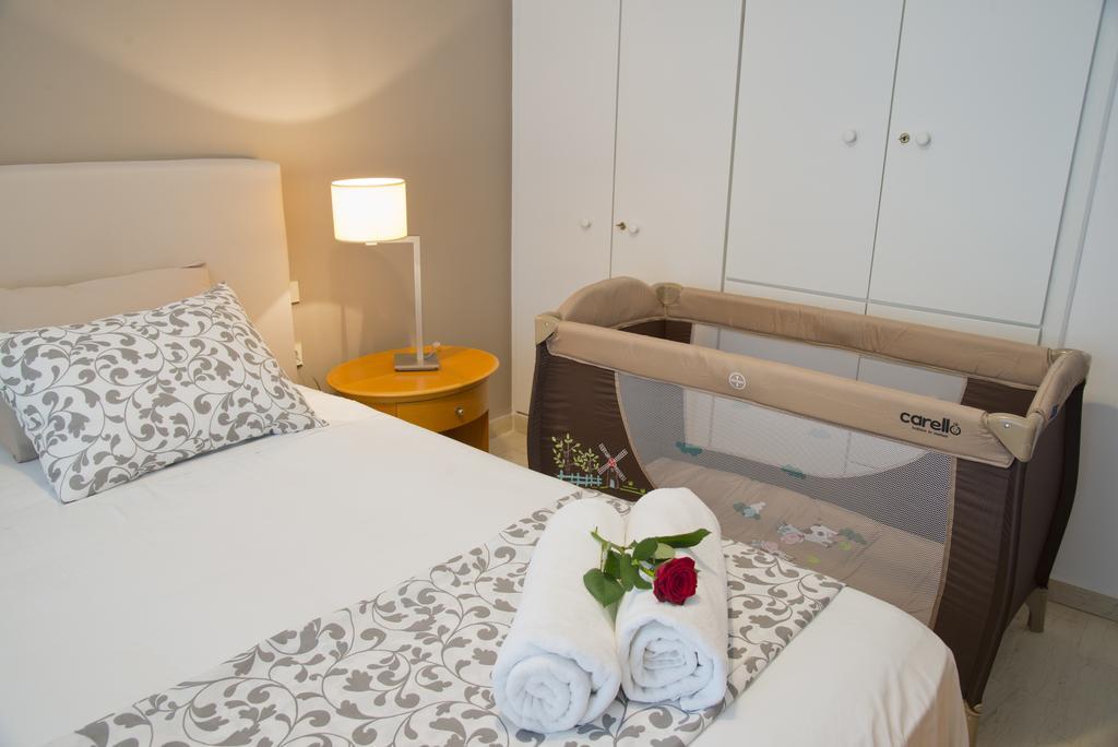 Knossos By Heloni Apartments Heraklion  Luaran gambar